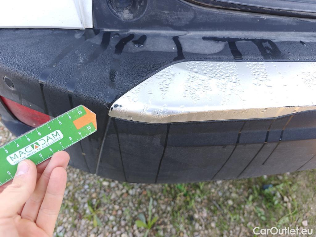  Peugeot  2008 PEUGEOT  / 2019 / 5P / todoterreno Active Pack BlueHDI 81kW (110CV) #28