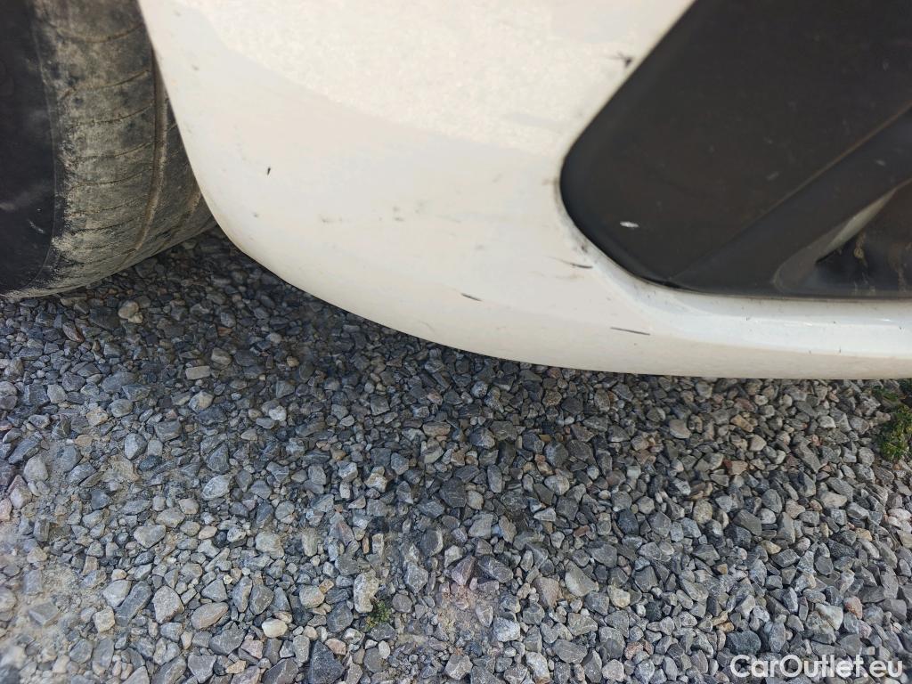  Peugeot  308 PEUGEOT  / 2017 / 5P / familiar SW Active Pack BlueHDi 130 S&S #20