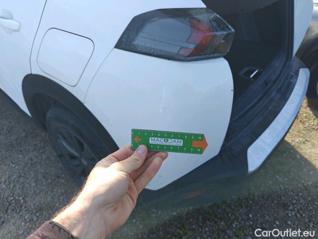  Peugeot  2008 PEUGEOT  / 2019 / 5P / todoterreno Active Pack BlueHDI 81kW (110CV) #18