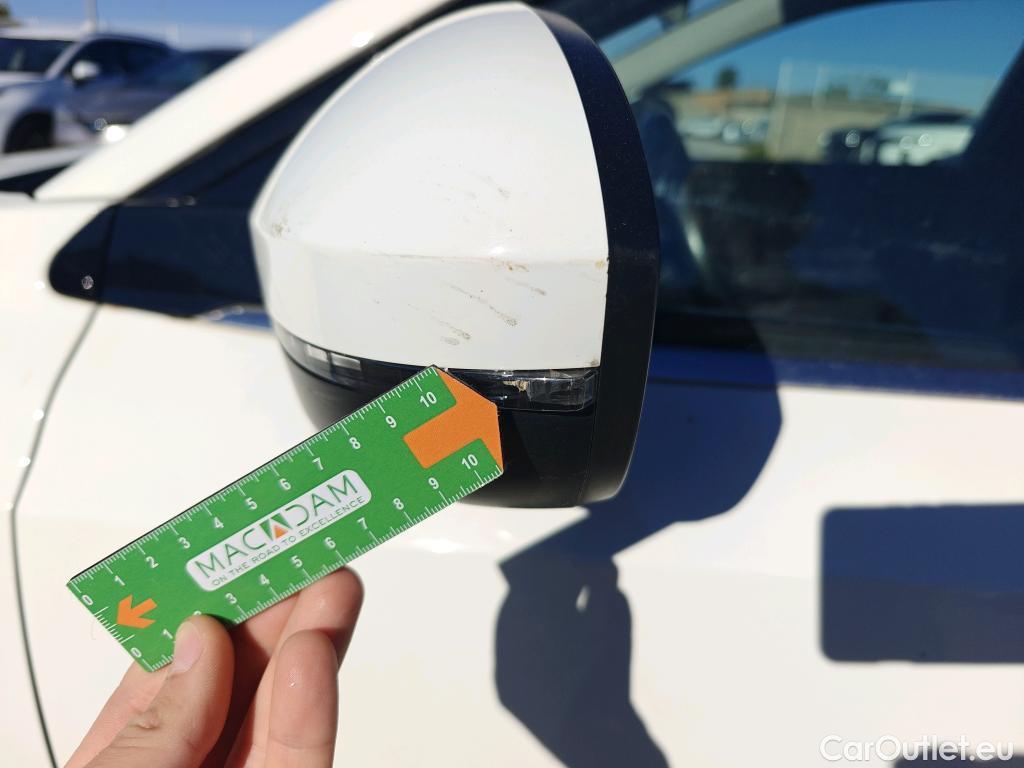  Nissan  Qashqai NISSAN  / 2021 / 5P / todoterreno DIG-T 103kW (140CV) mHEV 4x2 Acenta #28