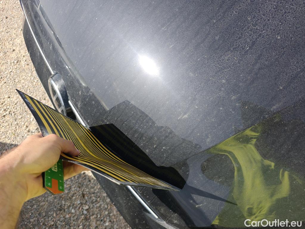  Volkswagen  Golf  VOLKSWAGEN / 2020 / 5P / familiar Life 2.0 TDI 85kW (115CV) DSG Variant #4