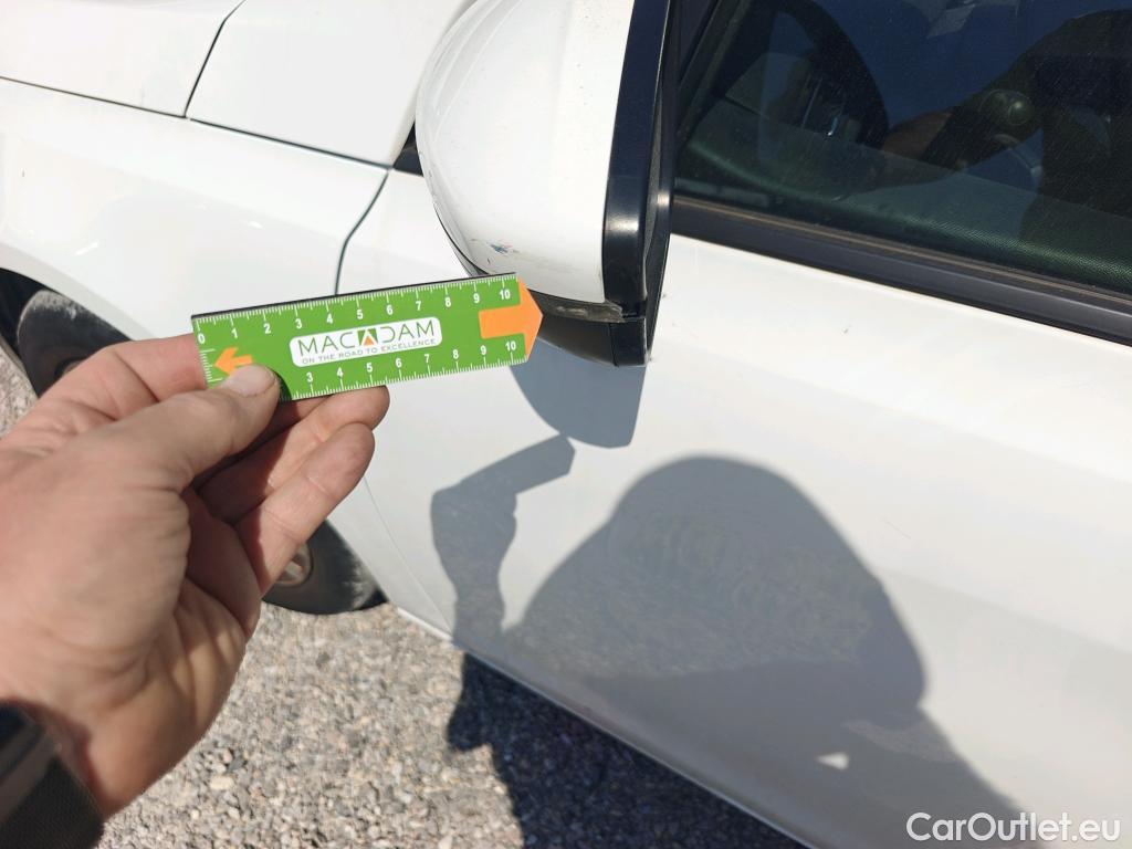  Peugeot  308 PEUGEOT  / 2017 / 5P / familiar SW Active Pack BlueHDi 130 S&S #12