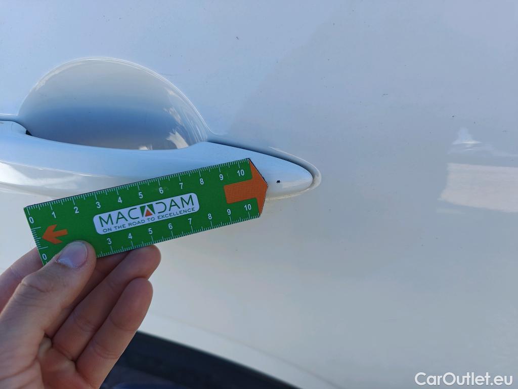  Nissan  Qashqai NISSAN  / 2021 / 5P / todoterreno DIG-T 103kW (140CV) mHEV 4x2 Acenta #37