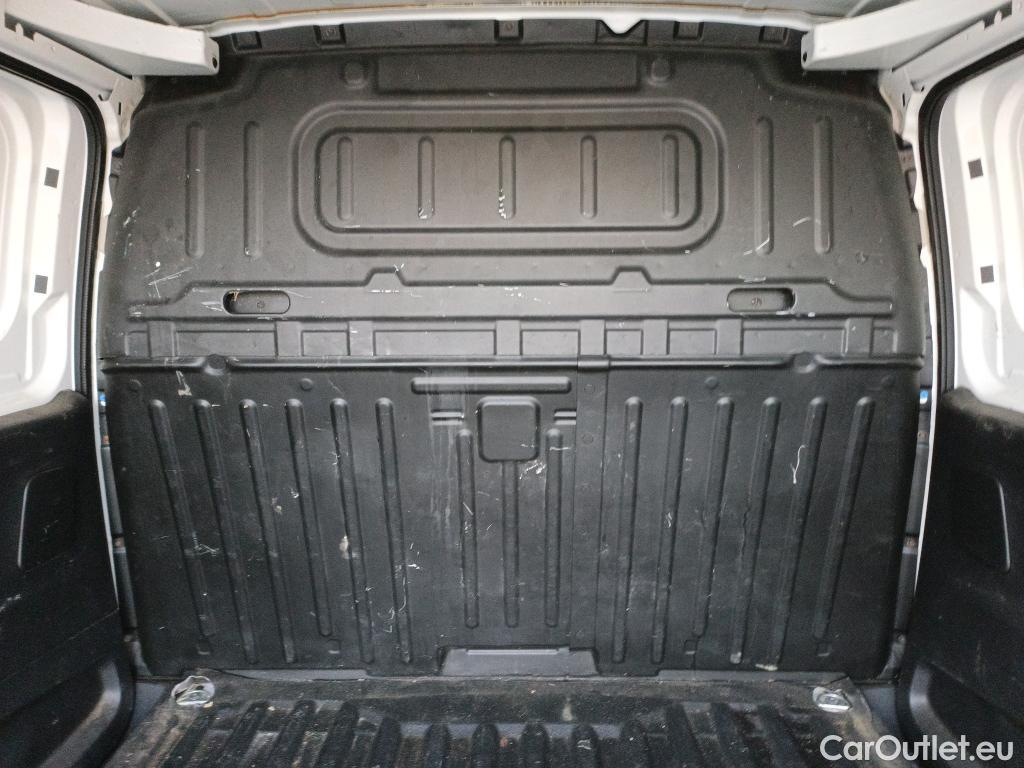  Citroen  Berlingo CITROEN  / 2018 / 4P / furgón derivado de turismo Talla M BlueHDi 100 DRIVER #16