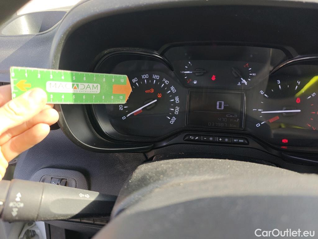  Citroen  Berlingo CITROEN  / 2018 / 4P / furgón derivado de turismo Talla M BlueHDi 100 CLUB #73