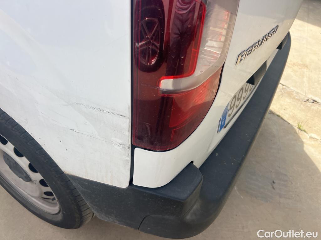  Citroen  Berlingo CITROEN  / 2018 / 4P / combi Talla M BlueHDi 100 S&S LIVE (AC) #1