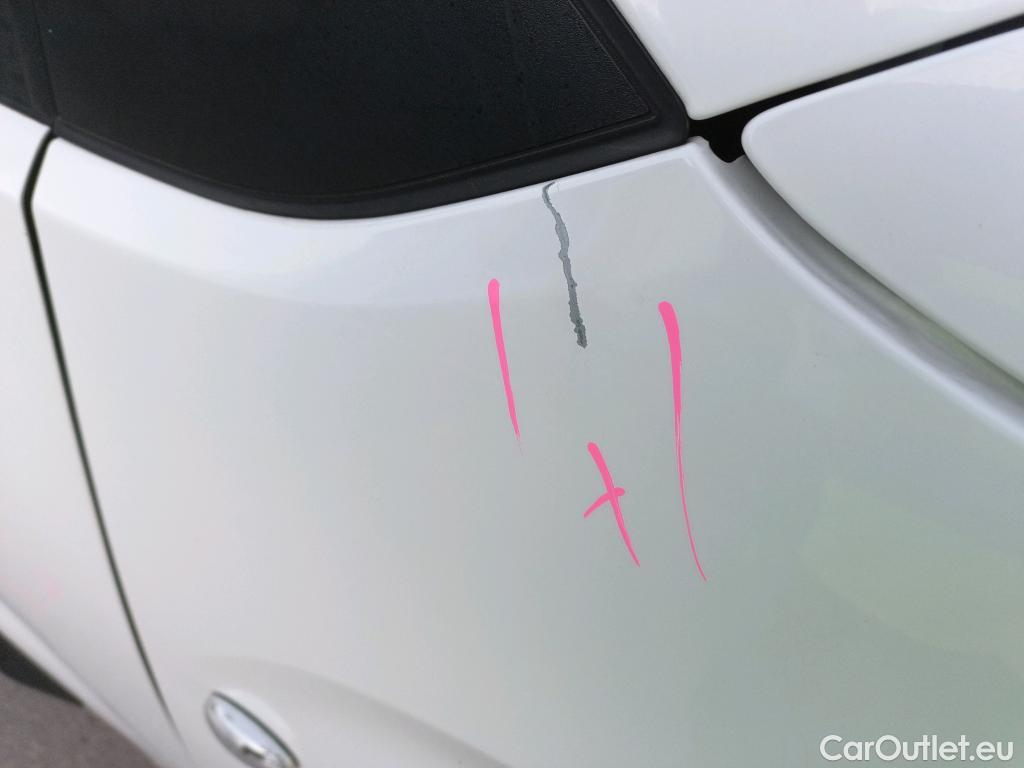  Citroen  Berlingo CITROEN  / 2018 / 4P / furgón derivado de turismo Talla M BlueHDi 100 DRIVER #28