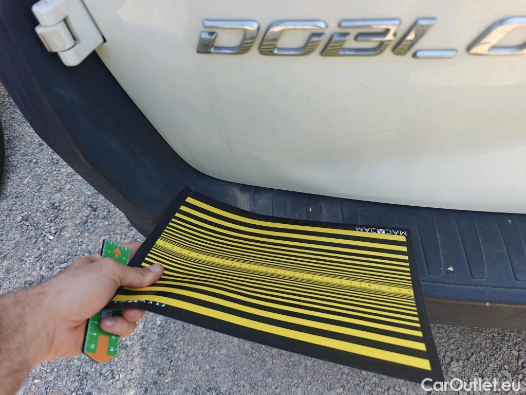  Fiat  Doblo FIAT Doblò Cargo/2015/4P/furgón derivado de turismo Cargo Maxi SX 1.6 Mjet 78kW (105CV)  Isotermo + Equipo de frio #6