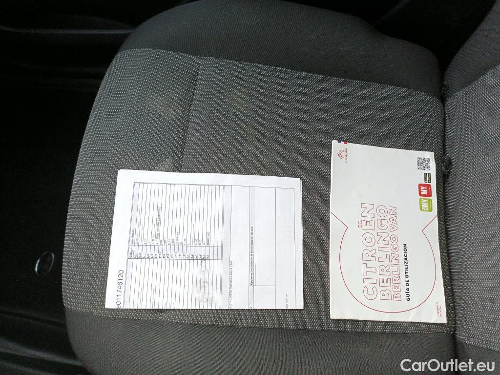  Citroen  Berlingo CITROEN  / 2018 / 4P / furgón derivado de turismo Talla M BlueHDi 100 DRIVER #35