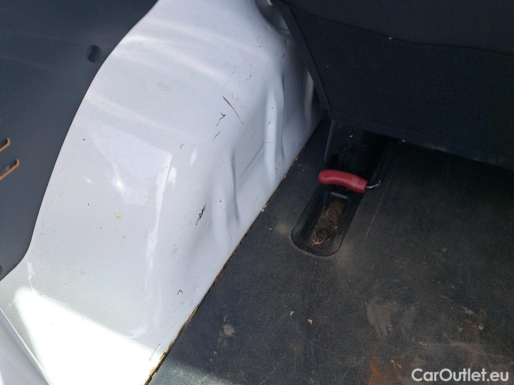  Citroen  Jumpy CITROEN  / 2016 / 4P / combi Combi Talla M BlueHDi 120 S&S Confort #32