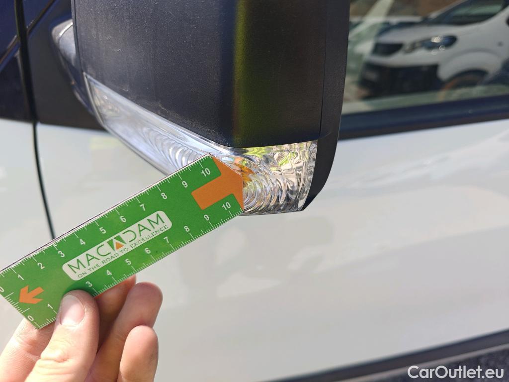  Fiat  Doblo FIAT Doblò Cargo/2015/4P/furgón derivado de turismo Cargo Maxi SX 1.6 Mjet 78kW (105CV)  Isotermo + Equipo de frio #53