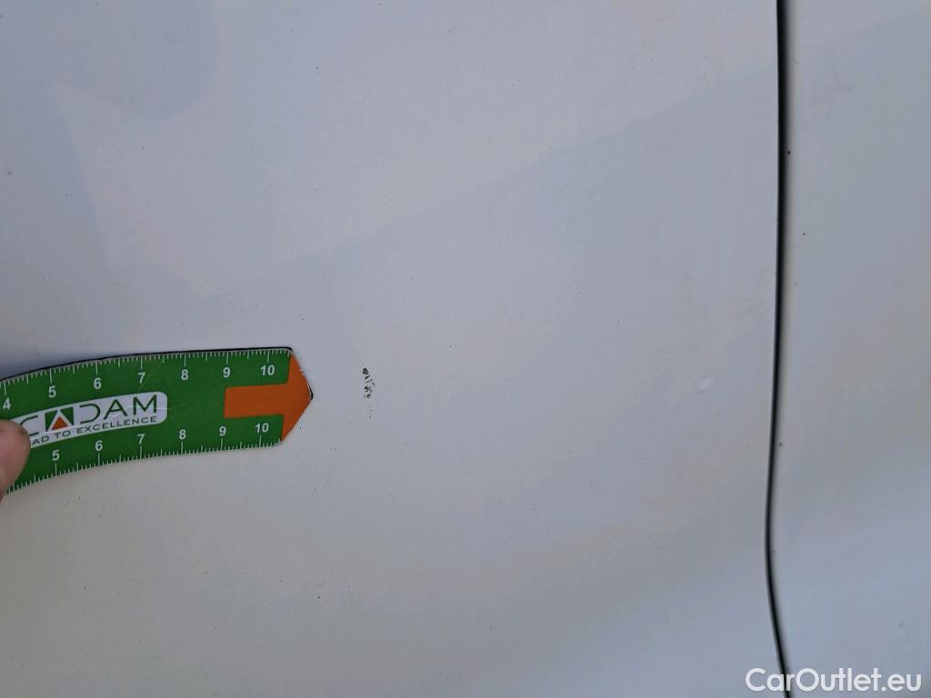  Citroen  Jumpy CITROEN  / 2016 / 4P / combi Combi Talla M BlueHDi 120 S&S Confort #16