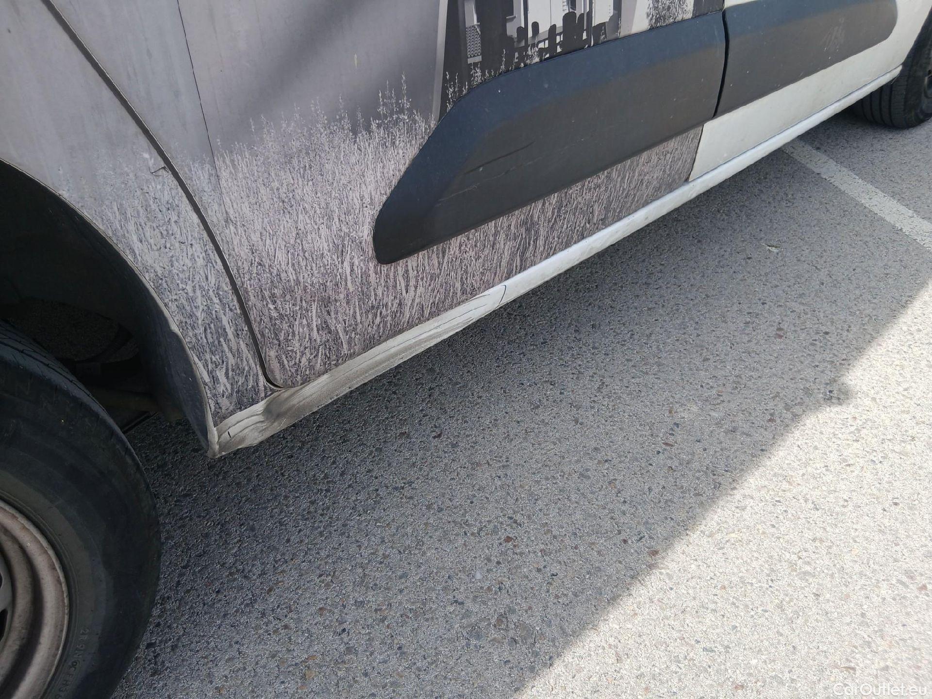  Citroen  Berlingo CITROEN  / 2018 / 3P / furgón derivado de turismo Talla M BlueHDi 100 CONTROL (AC2) #25