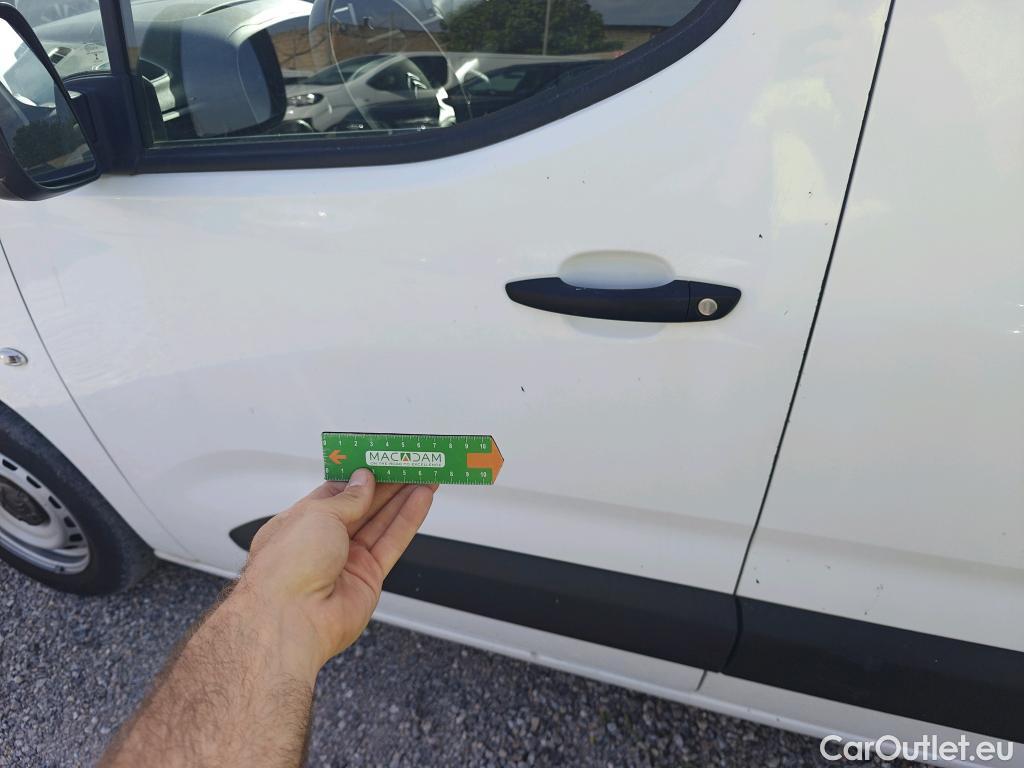  Citroen  Berlingo CITROEN  / 2018 / 4P / furgón derivado de turismo Talla M BlueHDi 100 CLUB #21