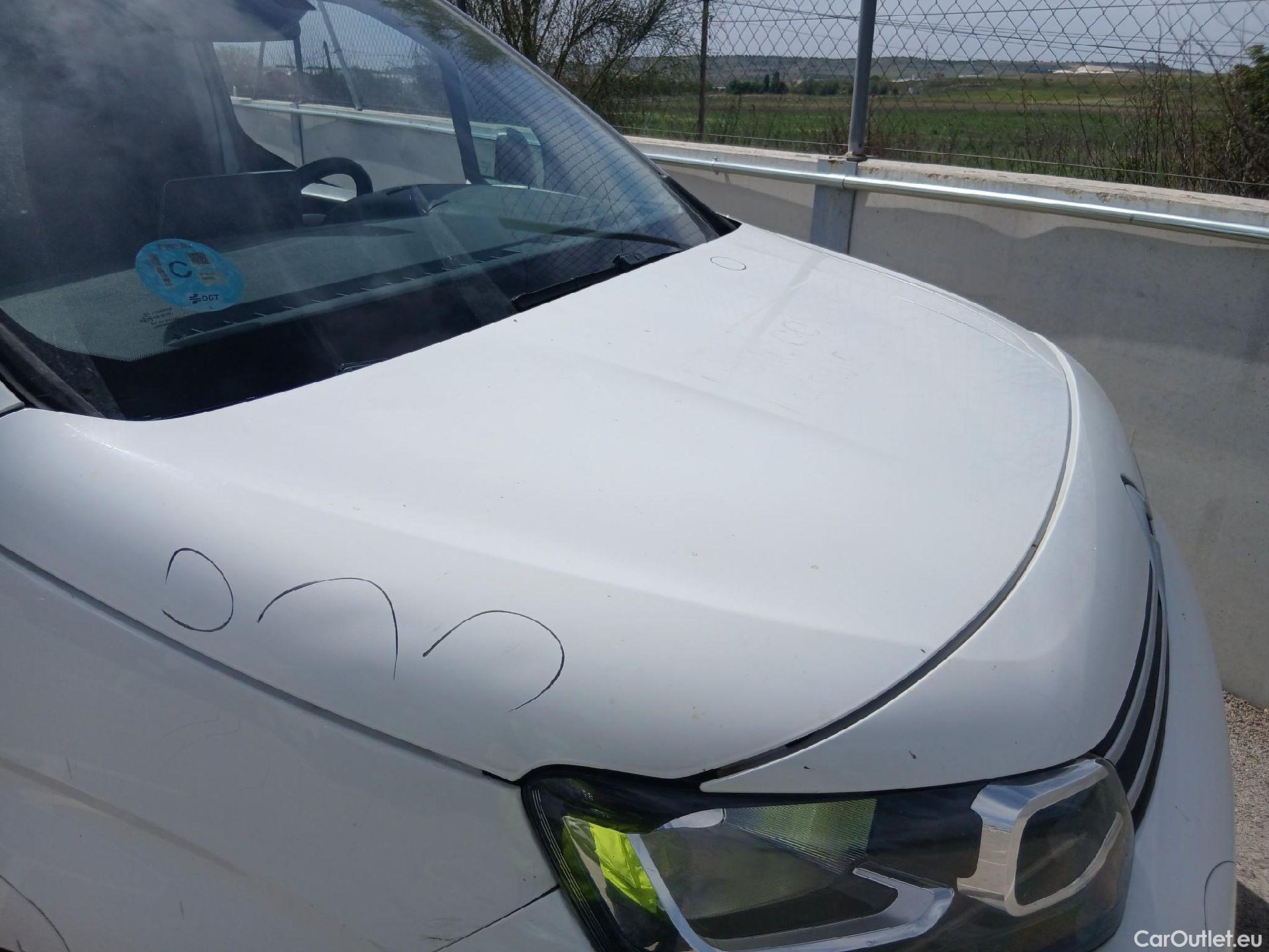  Citroen  Berlingo CITROEN  / 2018 / 3P / furgón derivado de turismo Talla M BlueHDi 100 CONTROL (AC2) #38