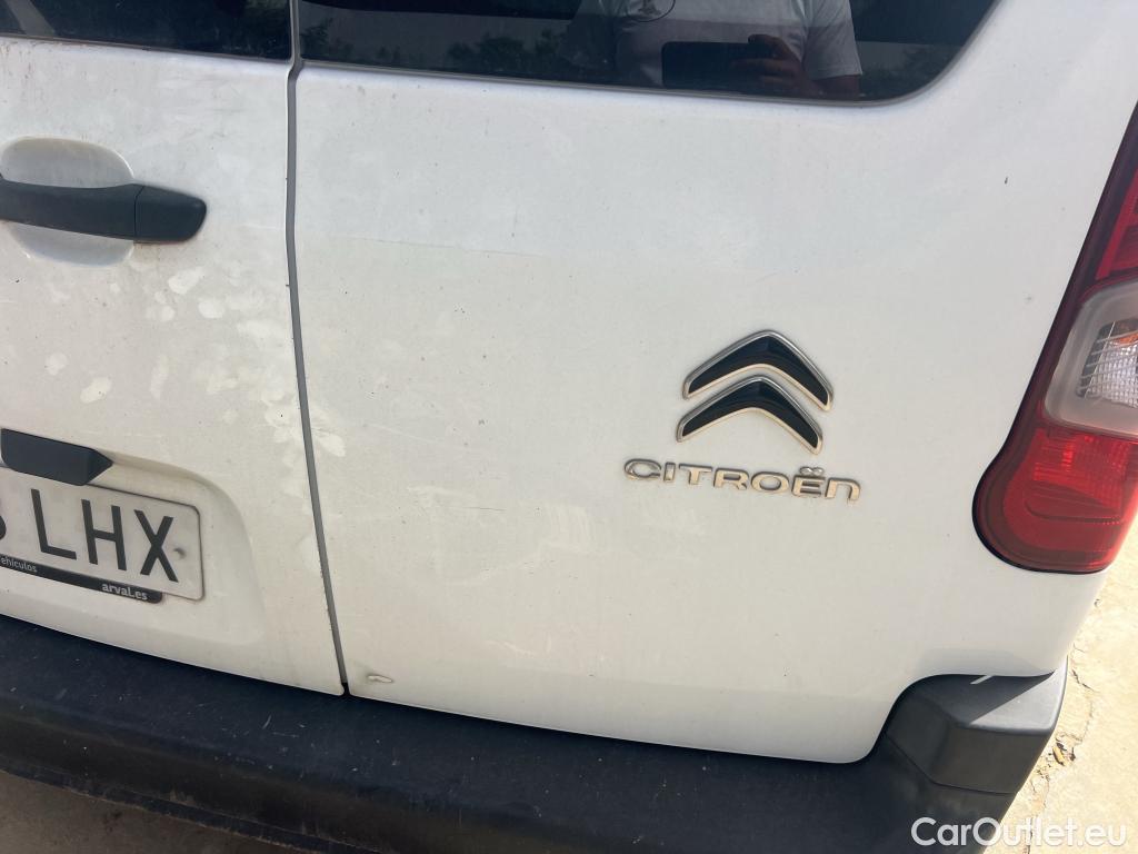  Citroen  Berlingo CITROEN  / 2018 / 4P / combi Talla M BlueHDi 100 S&S LIVE (AC) #5