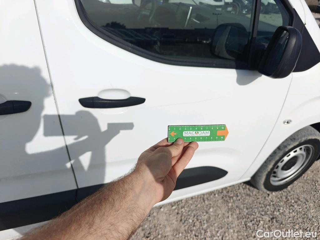  Citroen  Berlingo CITROEN  / 2018 / 4P / furgón derivado de turismo Talla M BlueHDi 100 CLUB #17