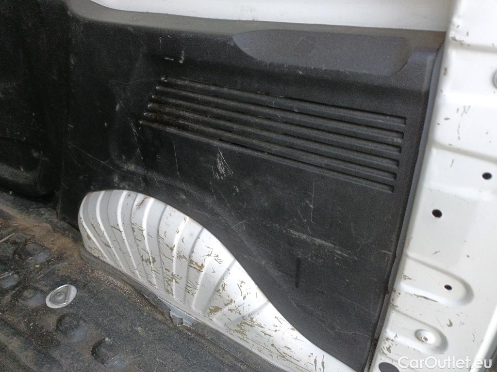  Citroen  Berlingo CITROEN  / 2018 / 4P / furgón derivado de turismo Talla M BlueHDi 100 DRIVER #29