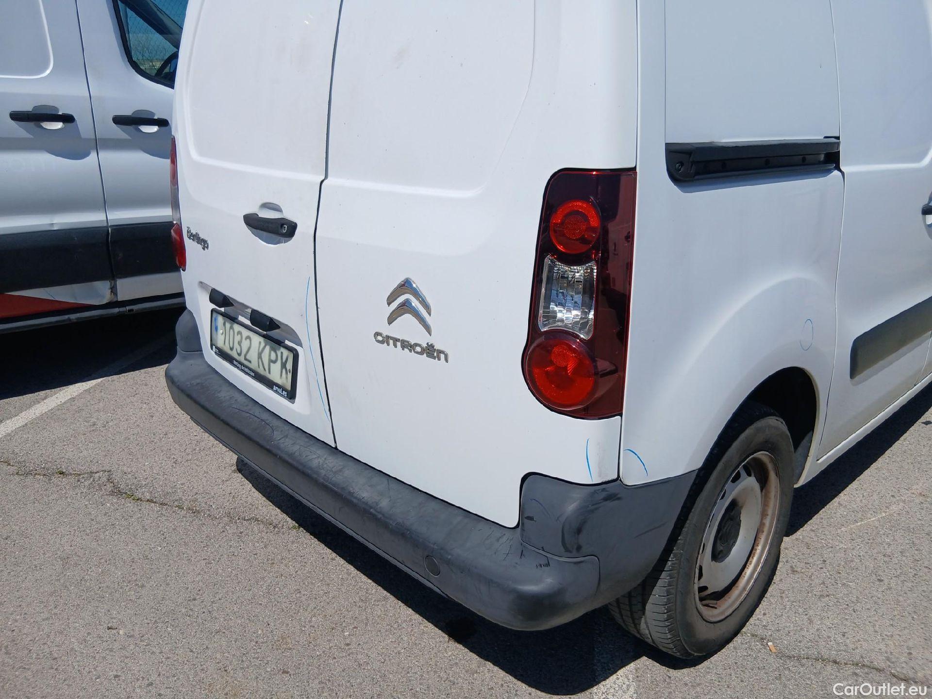  Citroen  Berlingo CITROEN  / 2015 / 3P / furgón derivado de turismo BlueHDi 74KW (100CV) #20