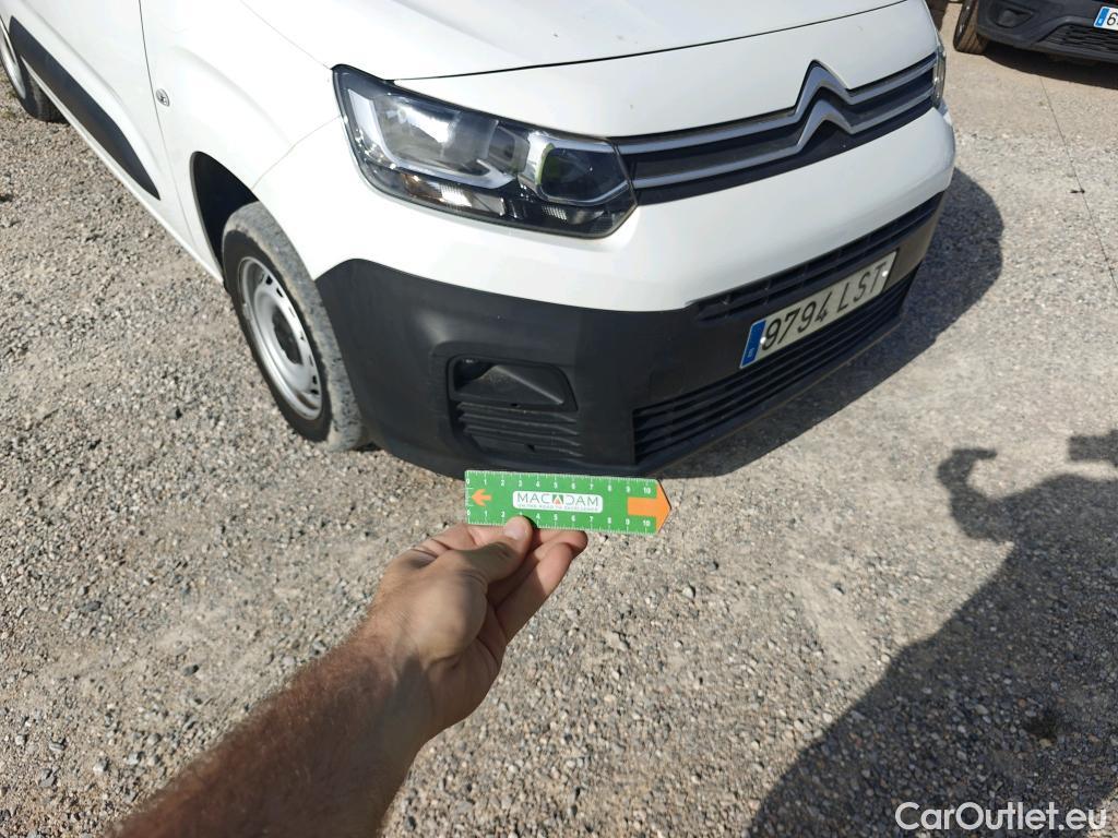  Citroen  Berlingo CITROEN  / 2018 / 4P / furgón derivado de turismo Talla M BlueHDi 100 CLUB #39