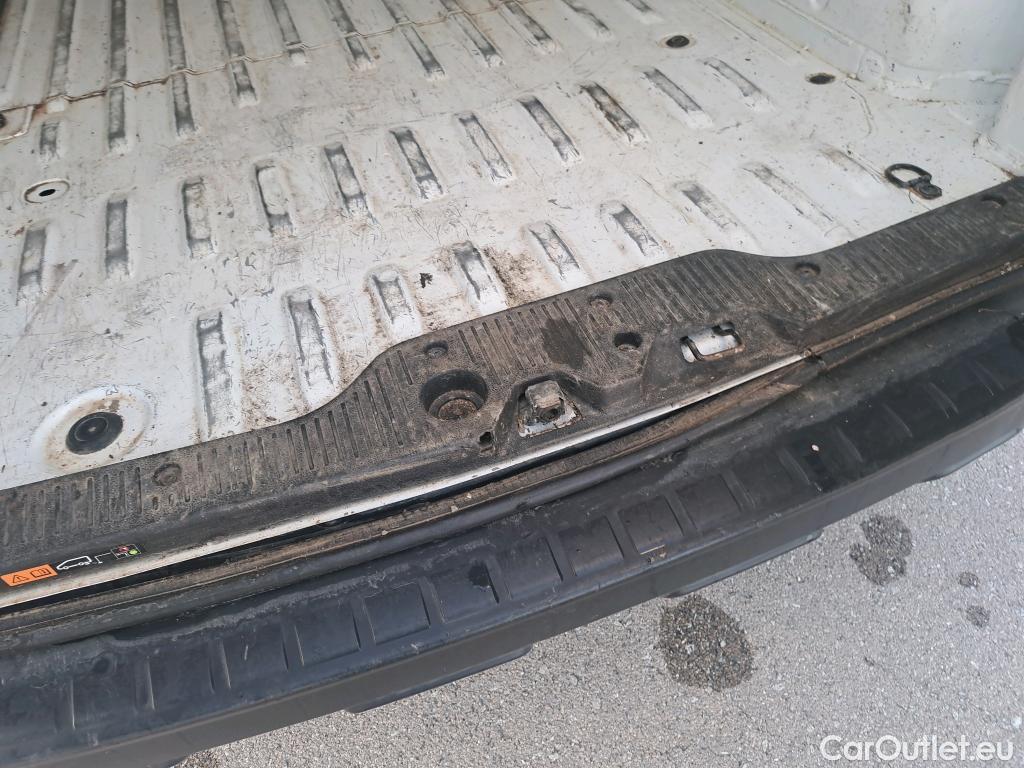  Dacia  Dokker DACIA  / 2013 / 4P / furgón derivado de turismo Van Essential Blue dCi 70kW (95CV) #15