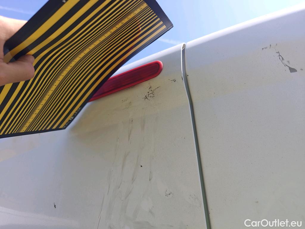  Fiat  Doblo FIAT Doblò Cargo/2015/4P/furgón derivado de turismo Cargo Maxi SX 1.6 Mjet 78kW (105CV)  Isotermo + Equipo de frio #7