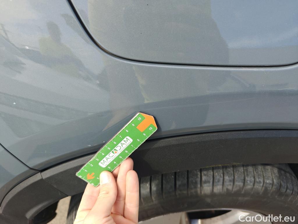  Volvo  XC 40 VOLVO XC40 todoterreno 2.0 B4 G AWD Core Auto 200 CV  #42