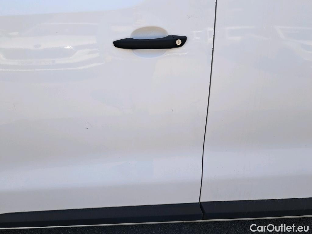  Citroen  Jumpy CITROEN  / 2016 / 4P / combi Combi Talla M BlueHDi 120 S&S Confort #14