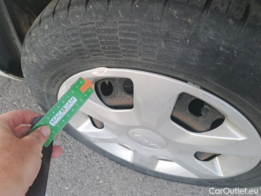  Dacia  Dokker DACIA  / 2013 / 4P / furgón derivado de turismo Van Essential Blue dCi 70kW (95CV) #30