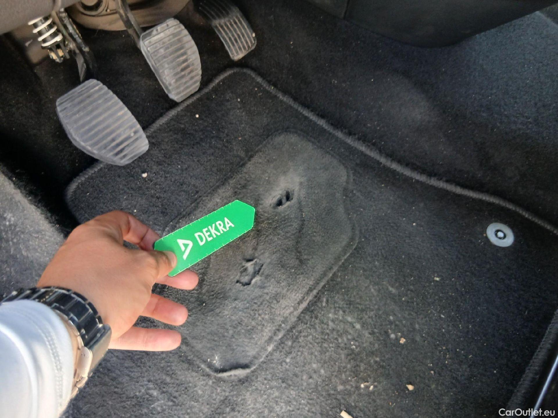  Citroen  Berlingo CITROEN  / 2015 / 3P / furgón derivado de turismo BlueHDi 74KW (100CV) #9