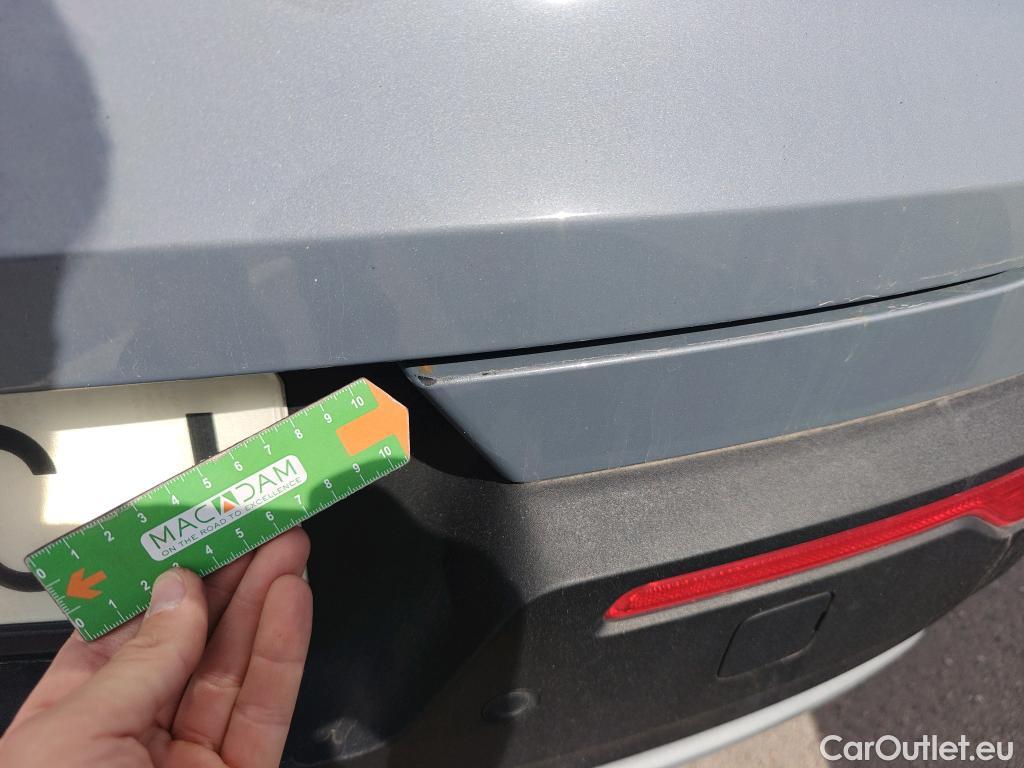  Volvo  XC 40 VOLVO XC40 todoterreno 2.0 B4 G AWD Core Auto 200 CV  #36