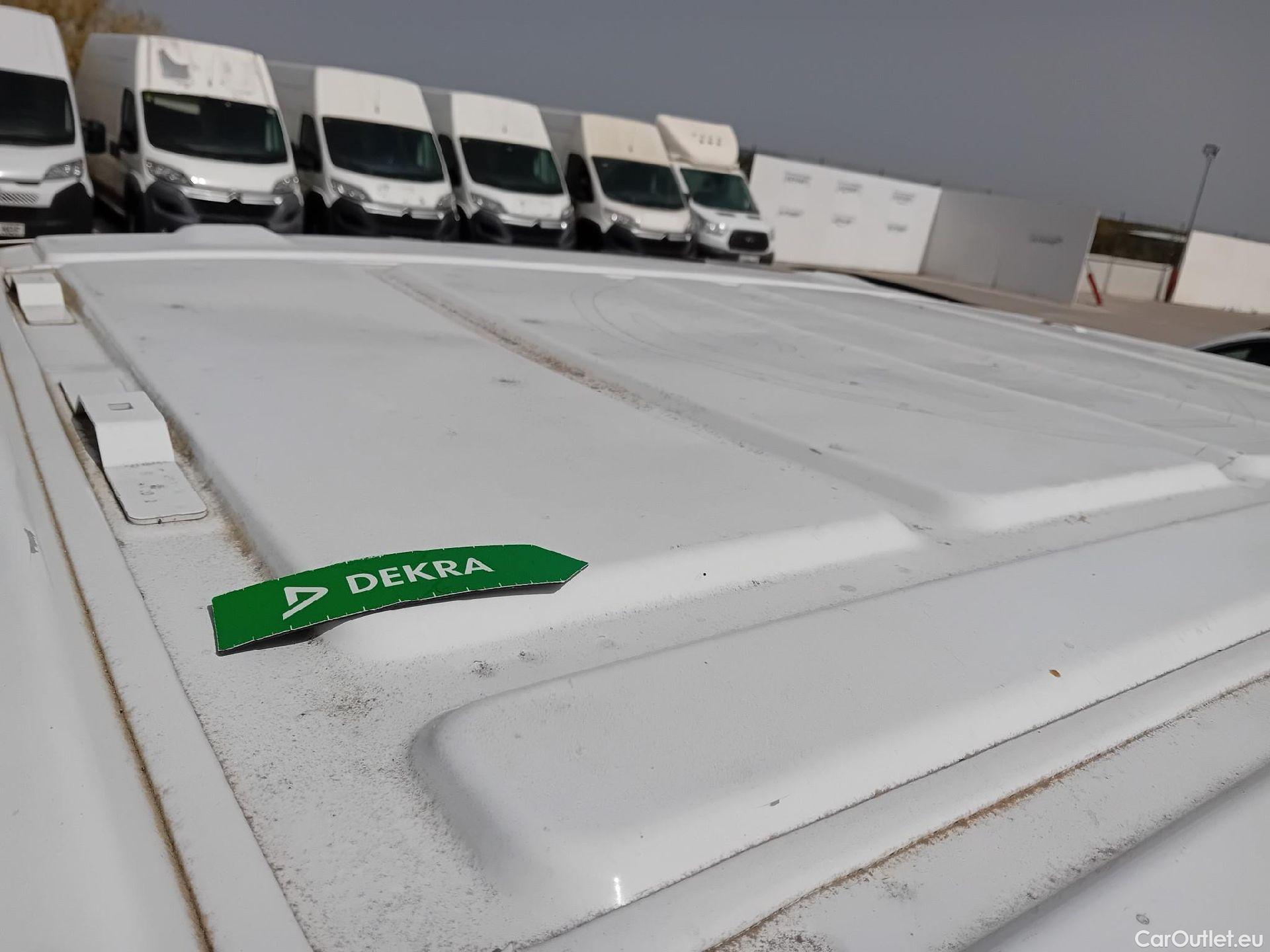  Citroen  Jumpy CITROEN  / 2016 / 4P / furgón DC Abatible Talla M BlueHDi 120 Control #55