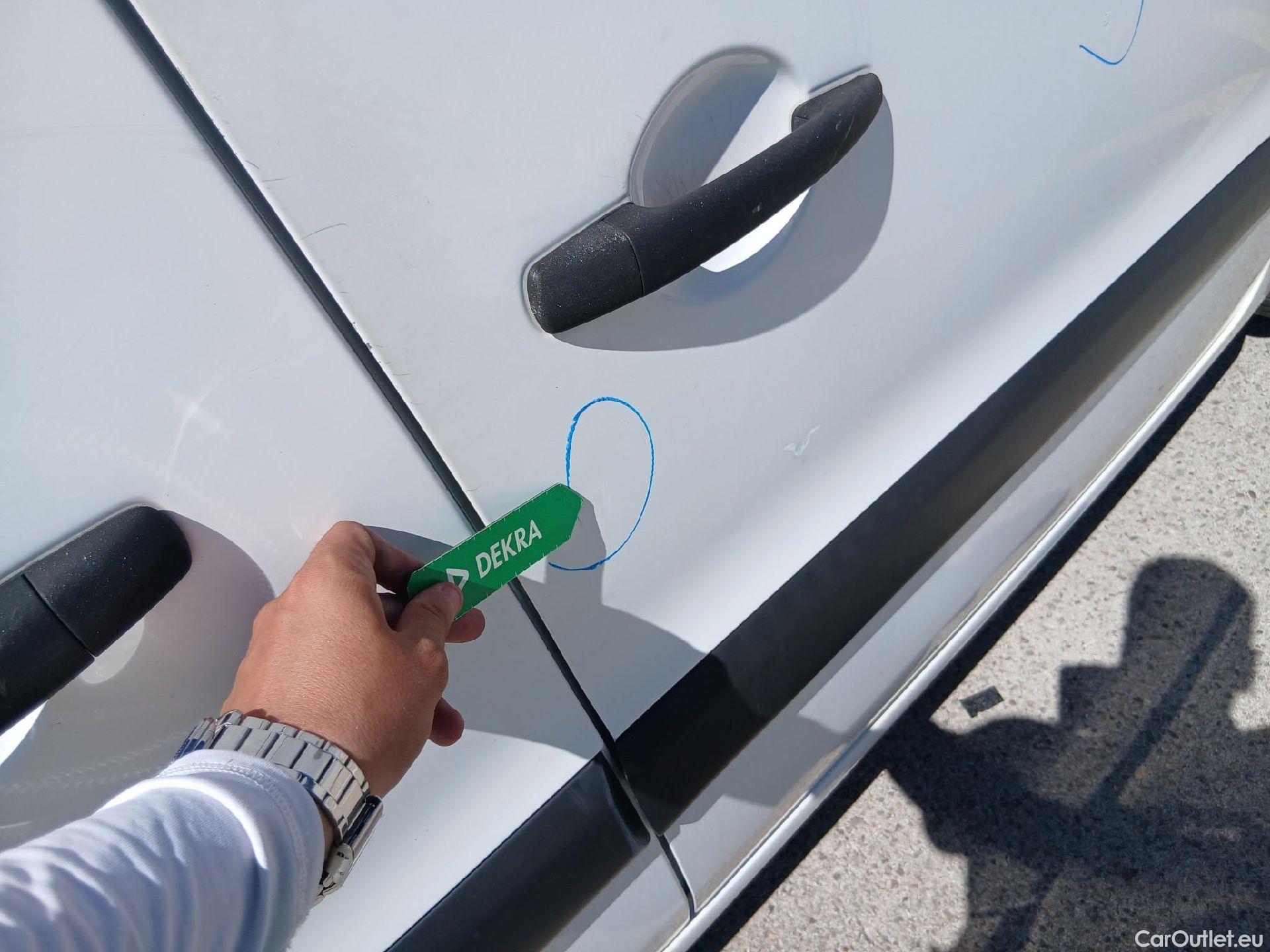  Citroen  Berlingo CITROEN  / 2015 / 3P / furgón derivado de turismo BlueHDi 74KW (100CV) #25