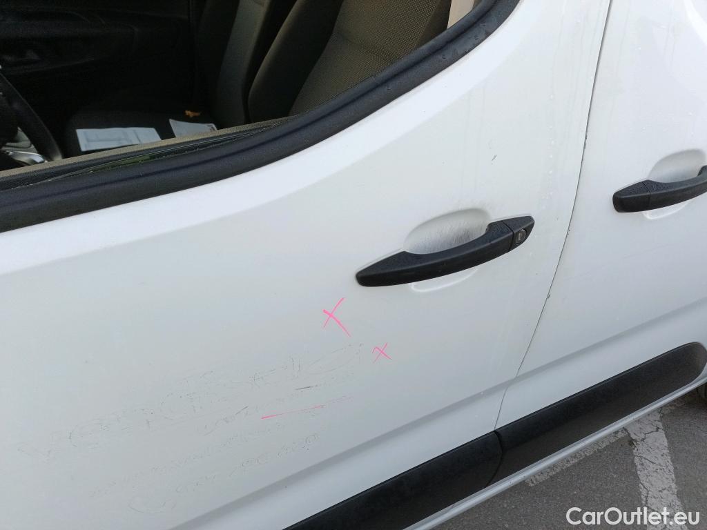  Citroen  Berlingo CITROEN  / 2018 / 4P / furgón derivado de turismo Talla M BlueHDi 100 DRIVER #19