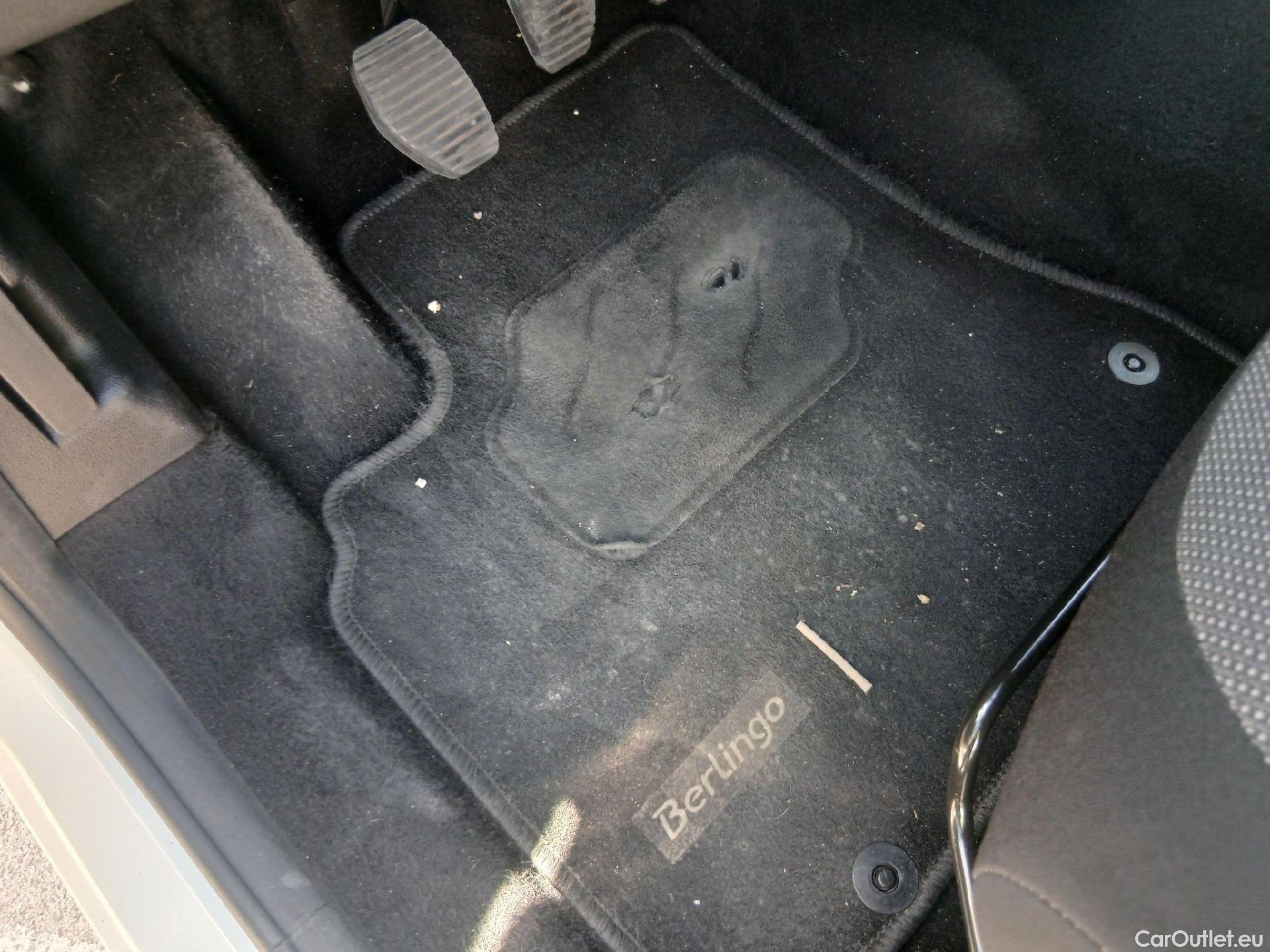  Citroen  Berlingo CITROEN  / 2015 / 3P / furgón derivado de turismo BlueHDi 74KW (100CV) #8