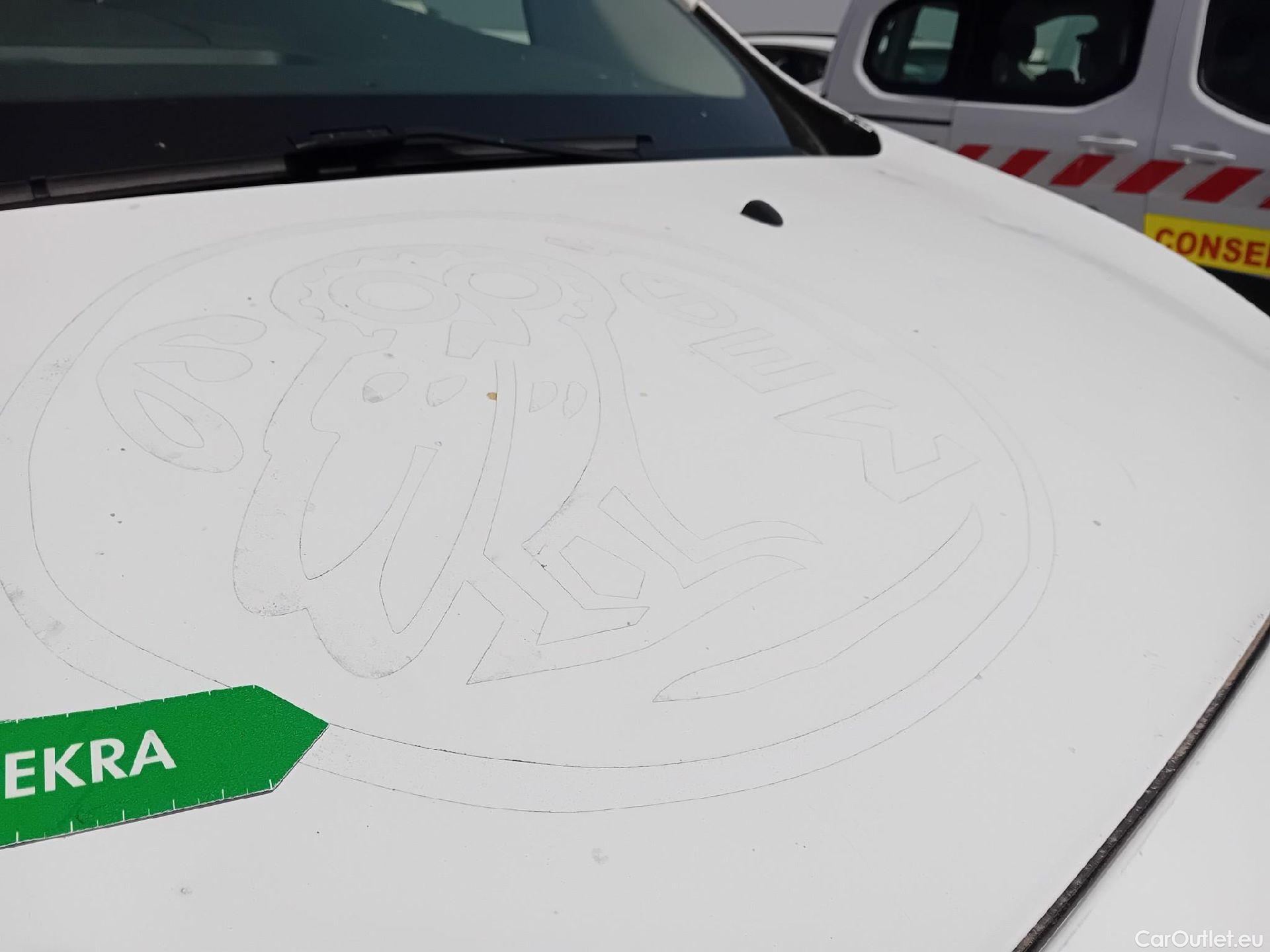  Citroen  Jumpy CITROEN  / 2016 / 4P / furgón DC Abatible Talla M BlueHDi 120 Control #16