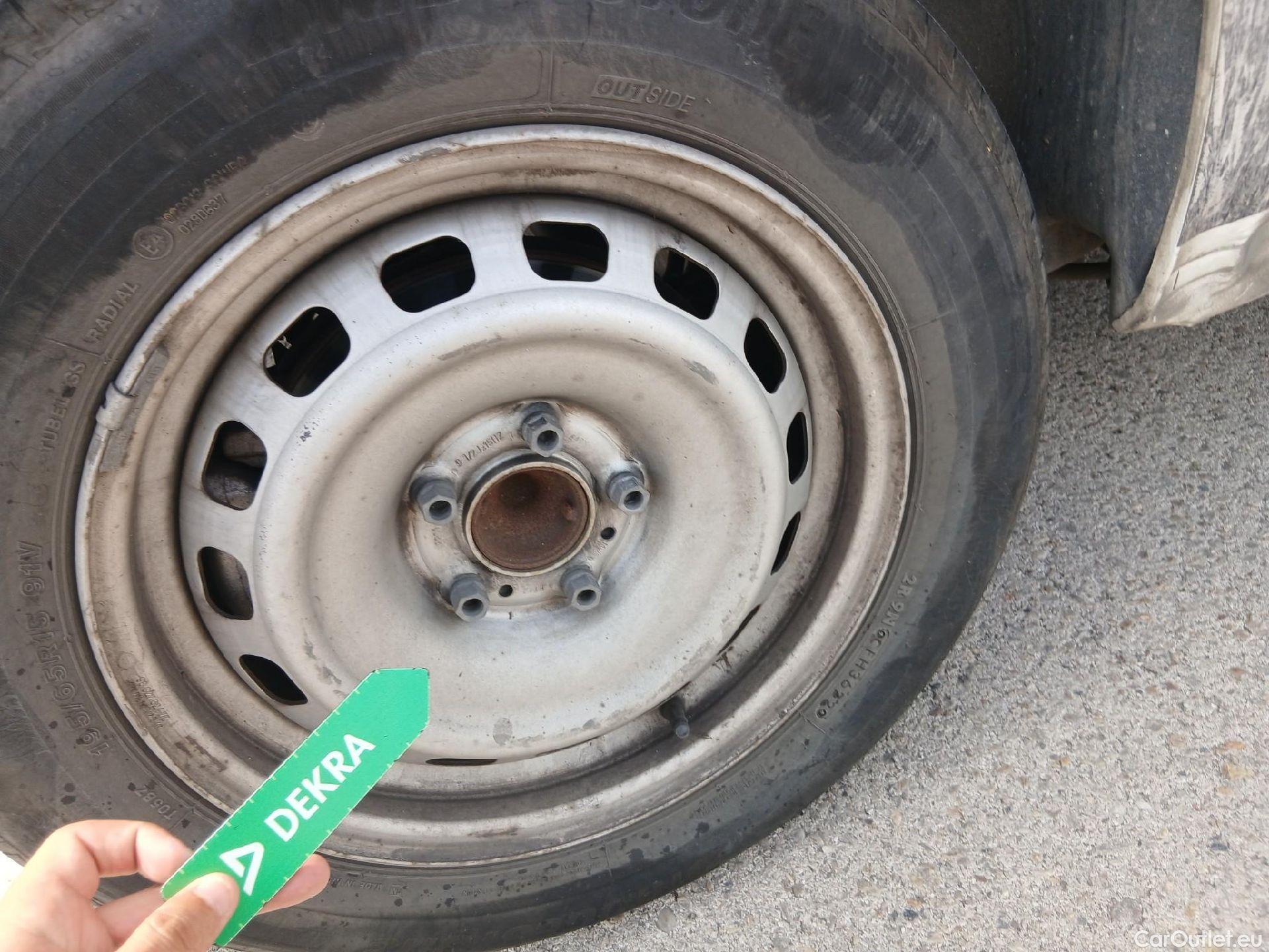  Citroen  Berlingo CITROEN  / 2018 / 3P / furgón derivado de turismo Talla M BlueHDi 100 CONTROL (AC2) #29