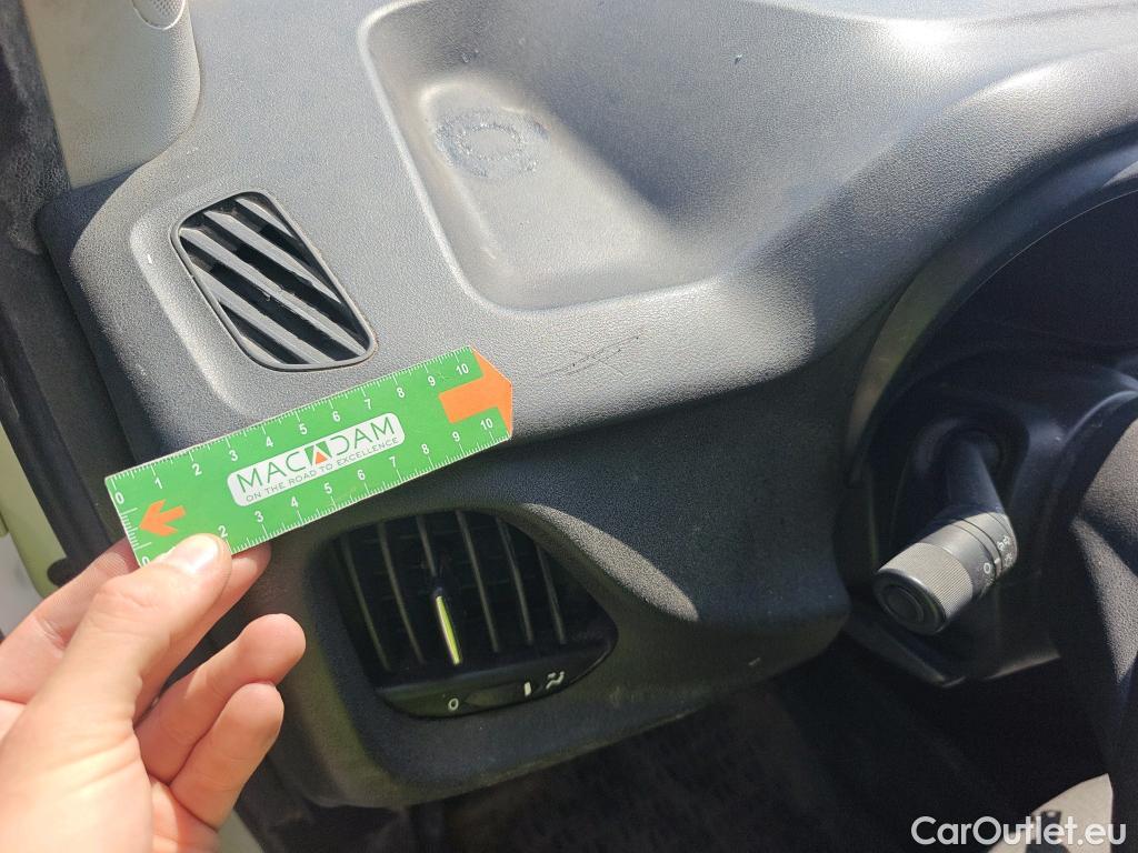  Fiat  Doblo FIAT Doblò Cargo/2015/4P/furgón derivado de turismo Cargo Maxi SX 1.6 Mjet 78kW (105CV)  Isotermo + Equipo de frio #32