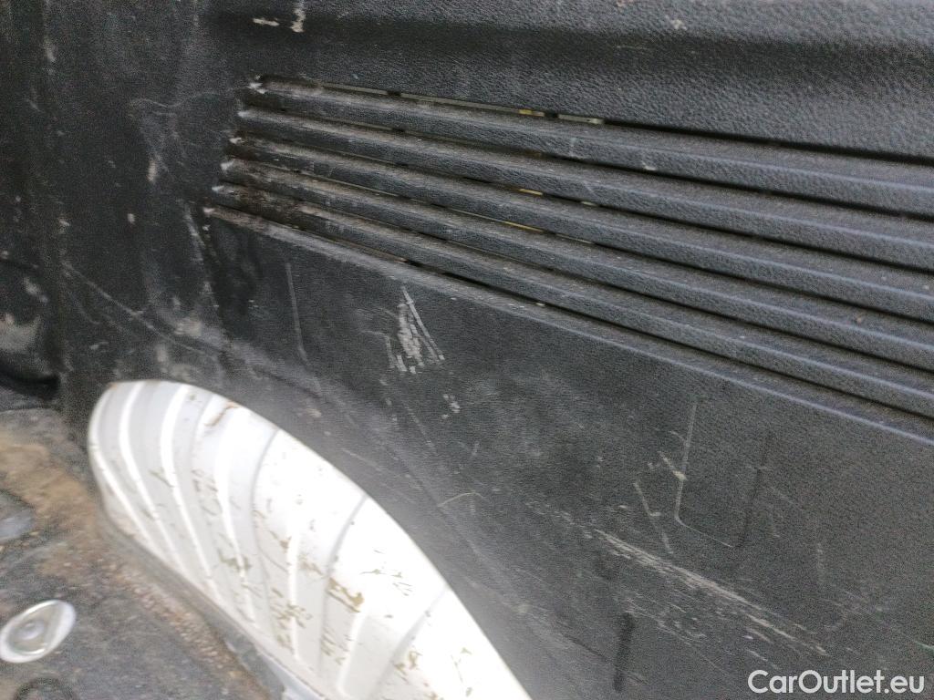  Citroen  Berlingo CITROEN  / 2018 / 4P / furgón derivado de turismo Talla M BlueHDi 100 DRIVER #30