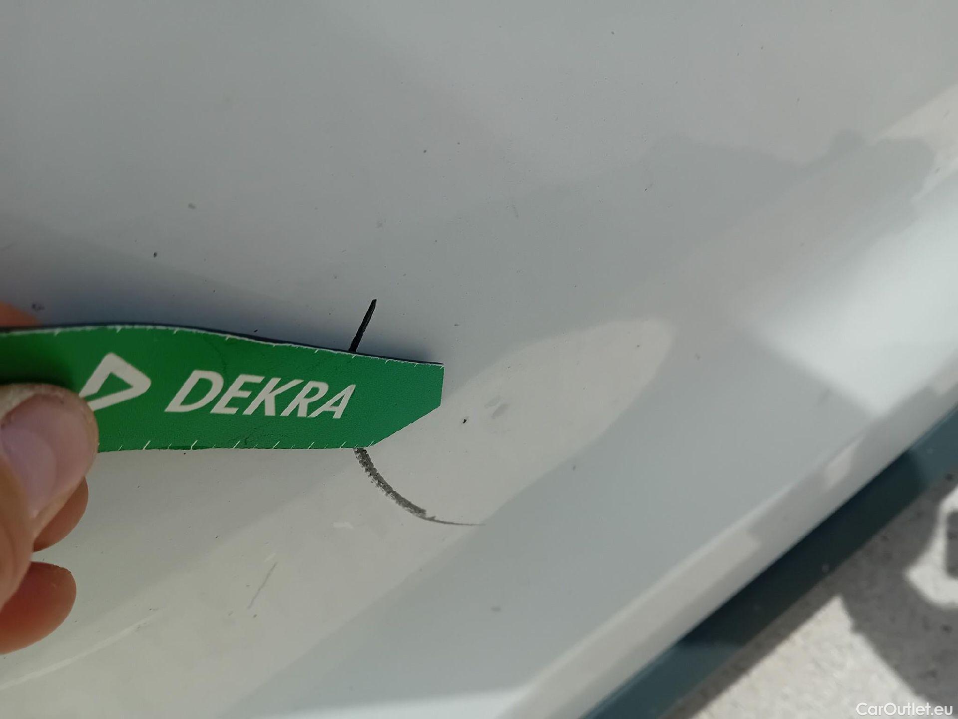  Citroen  Jumpy CITROEN  / 2016 / 4P / furgón DC Abatible Talla M BlueHDi 120 Control #27