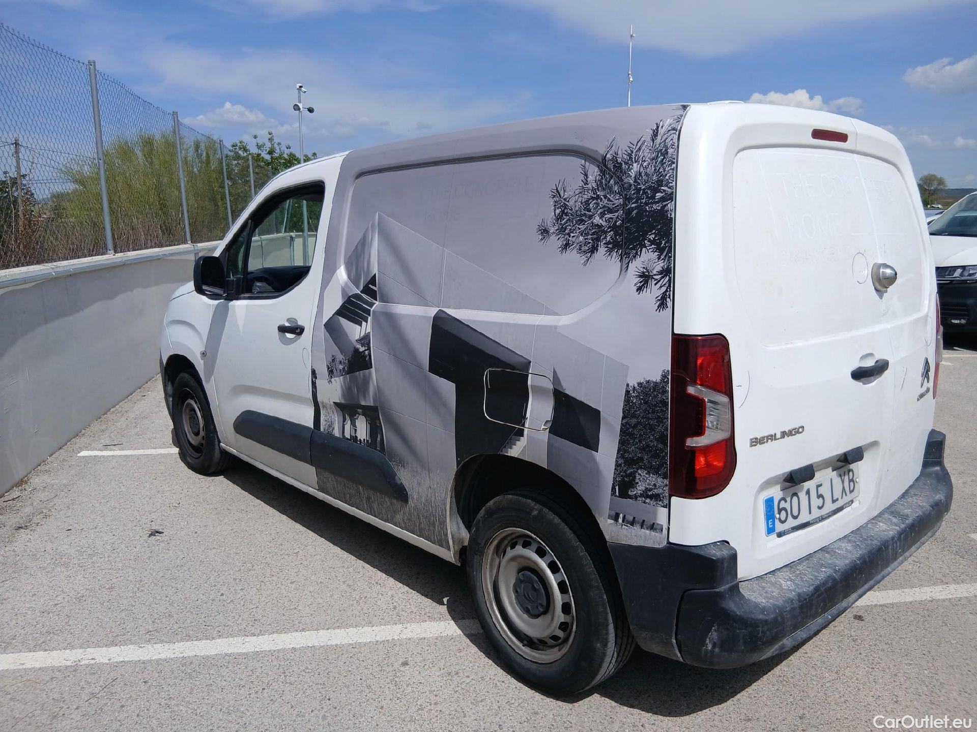  Citroen  Berlingo CITROEN  / 2018 / 3P / furgón derivado de turismo Talla M BlueHDi 100 CONTROL (AC2) #43