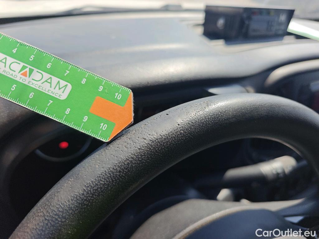  Fiat  Doblo FIAT Doblò Cargo/2015/4P/furgón derivado de turismo Cargo Maxi SX 1.6 Mjet 78kW (105CV)  Isotermo + Equipo de frio #41