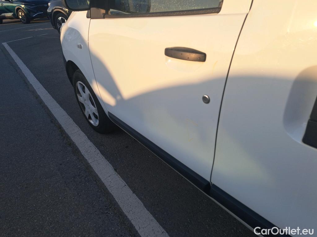  Dacia  Dokker DACIA  / 2013 / 4P / furgón derivado de turismo Van Essential Blue dCi 70kW (95CV) #9