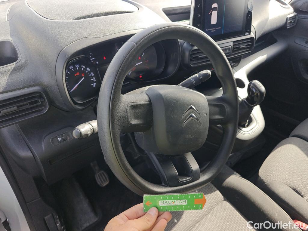  Citroen  Berlingo CITROEN  / 2018 / 4P / furgón derivado de turismo Talla M BlueHDi 100 CLUB #62