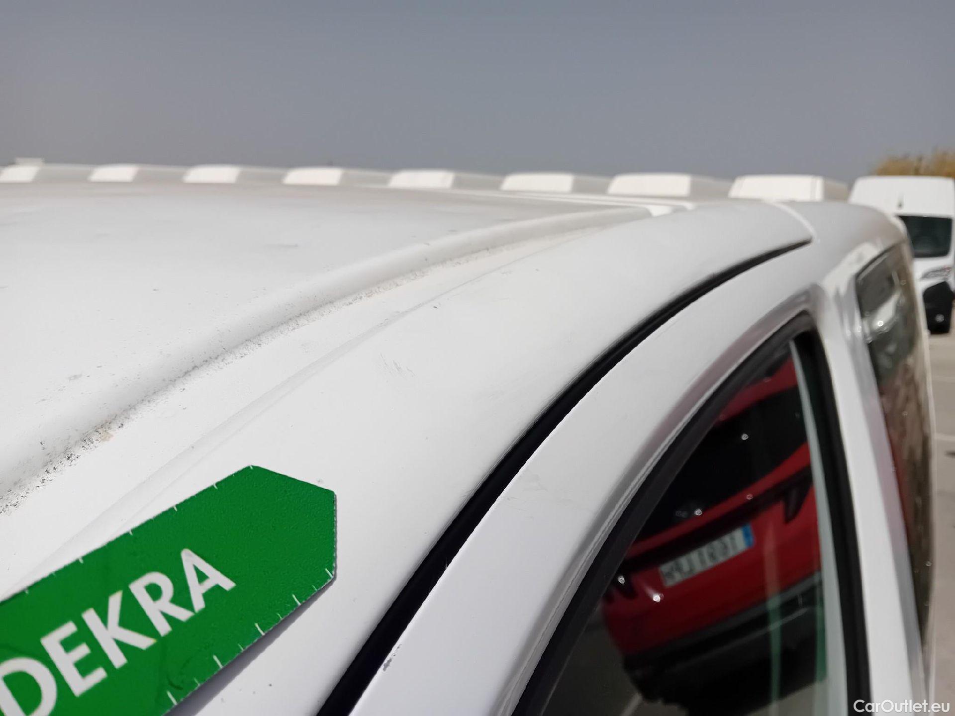  Citroen  Jumpy CITROEN  / 2016 / 4P / furgón DC Abatible Talla M BlueHDi 120 Control #59