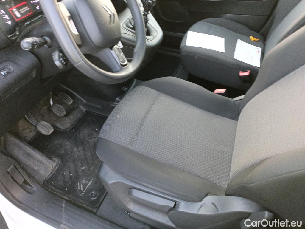  Citroen  Berlingo CITROEN  / 2018 / 4P / furgón derivado de turismo Talla M BlueHDi 100 DRIVER #41