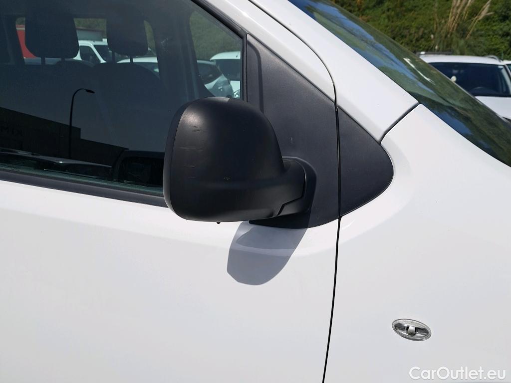  Citroen  Jumpy CITROEN  / 2016 / 4P / combi Combi Talla M BlueHDi 120 S&S Confort #30