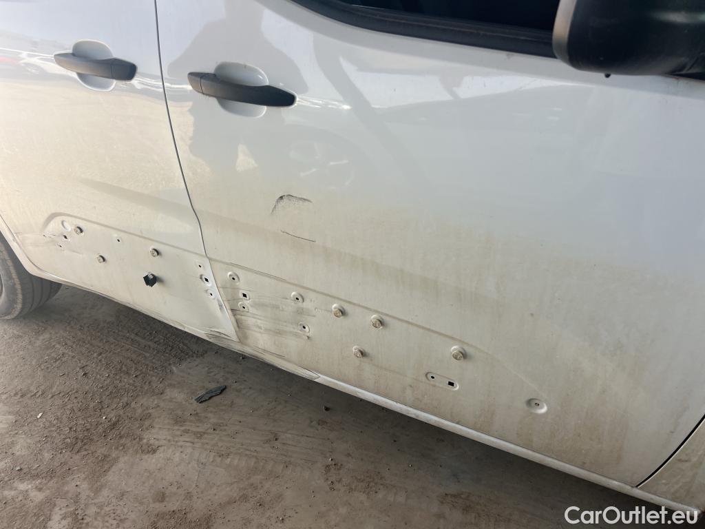  Citroen  Berlingo  Combi Live Pack Business M 1.5 BlueHDi 100CV MT6 E6d #13