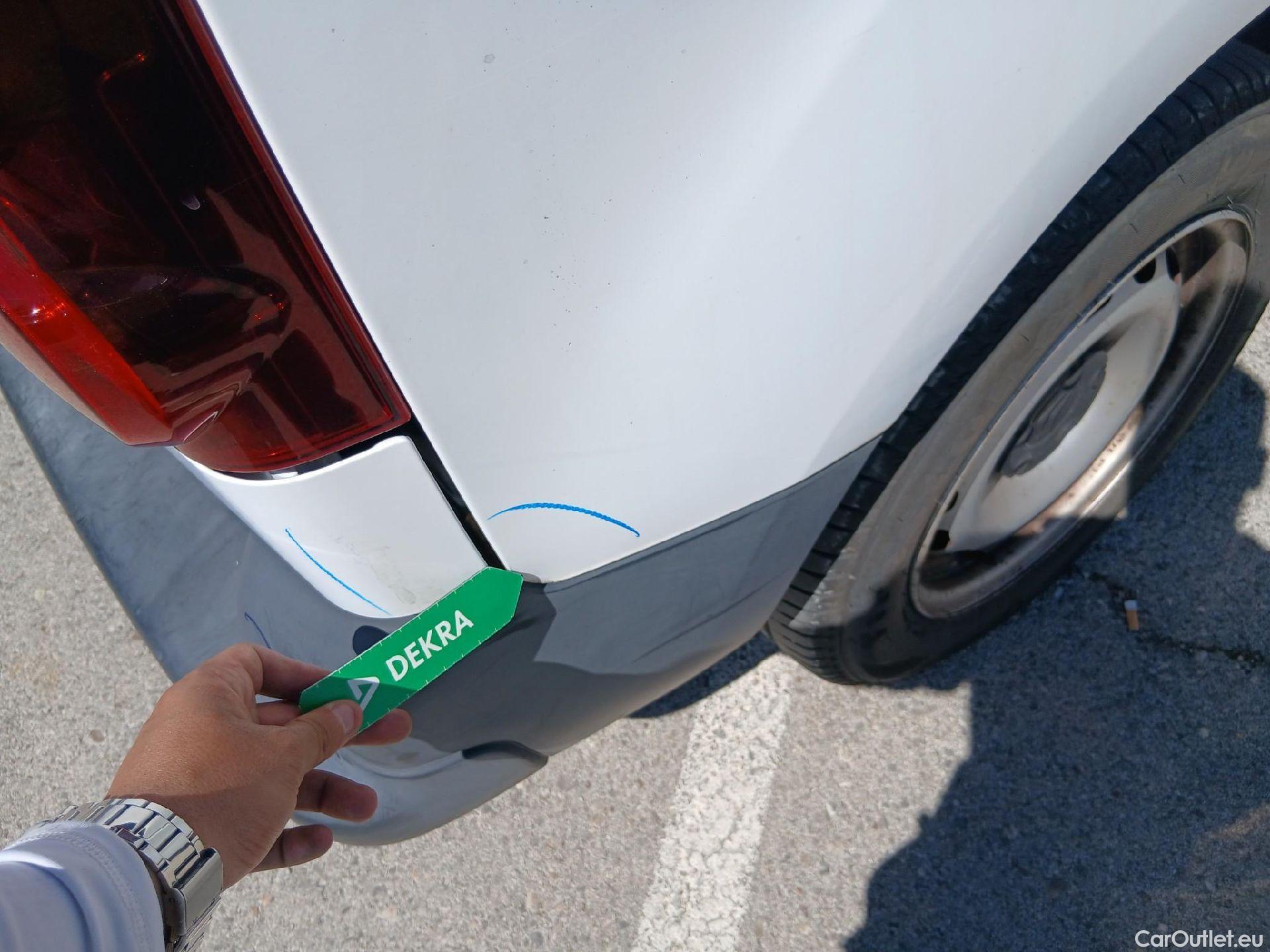  Citroen  Berlingo CITROEN  / 2015 / 3P / furgón derivado de turismo BlueHDi 74KW (100CV) #23