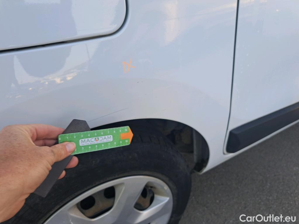  Dacia  Dokker DACIA  / 2013 / 4P / furgón derivado de turismo Van Essential Blue dCi 70kW (95CV) #8